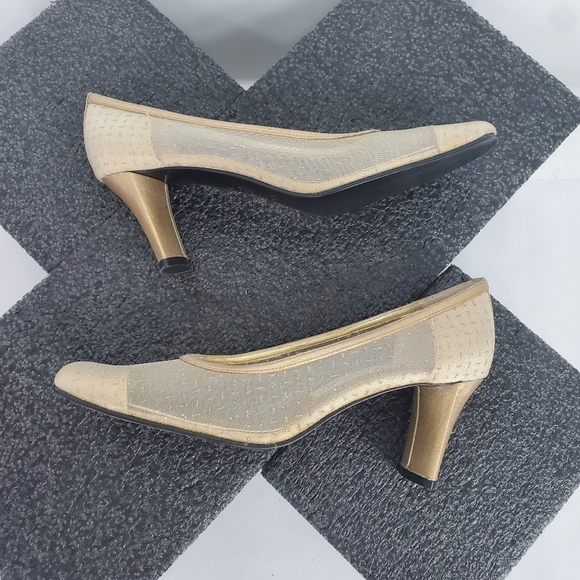 Nina Heel Pumps Wedding Shoes Size 7M Vintage WOMENS Gold Sparkle Mesh - Picture 11 of 13